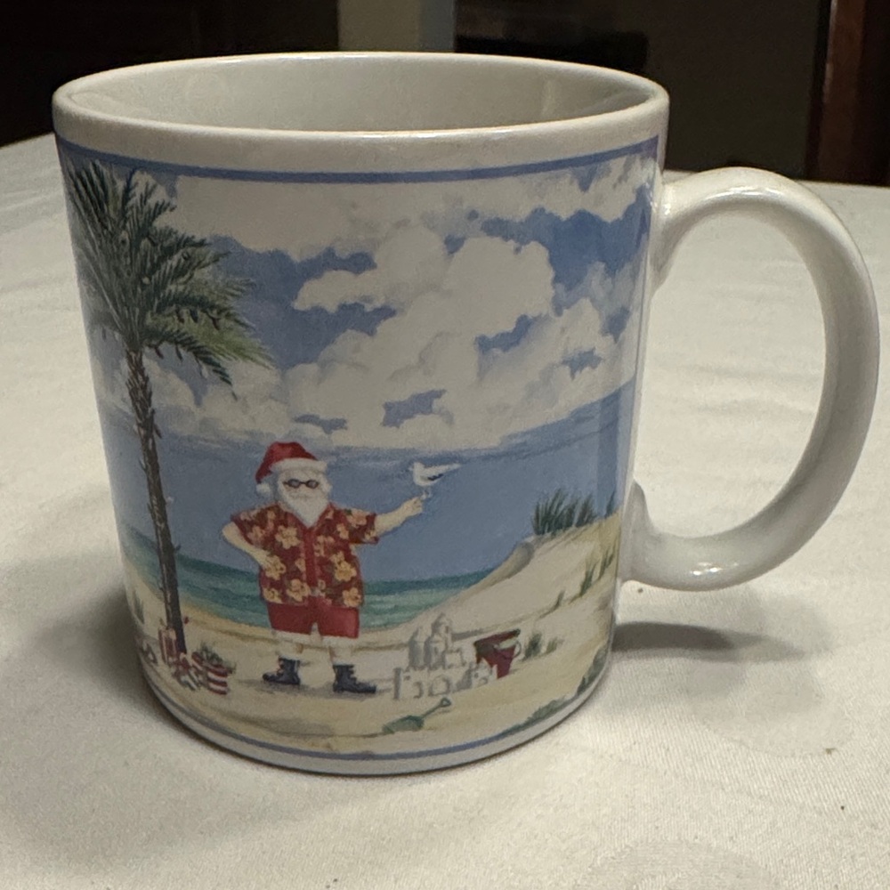 Noble Excellence “Sunny Holiday” 12oz. Ceramic Christmas mug.